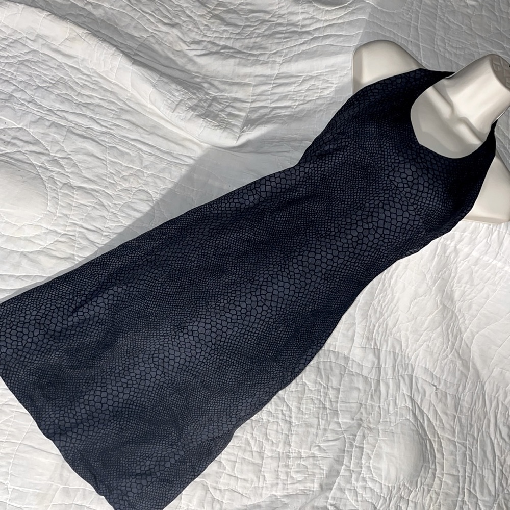 GUESS Body Fitting Summer Dress Size M